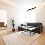Magic Apartment *