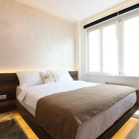 Magic Apartment *
