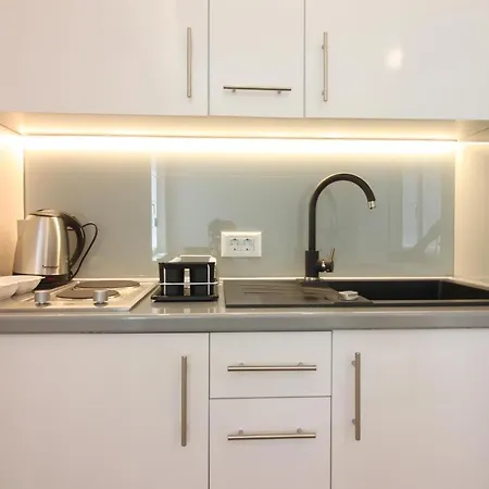 Apartment Magic