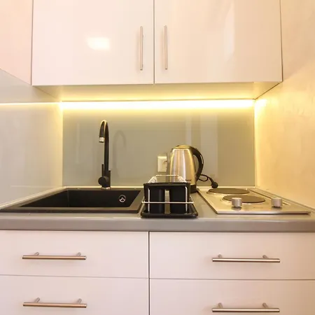 Magic Apartment *